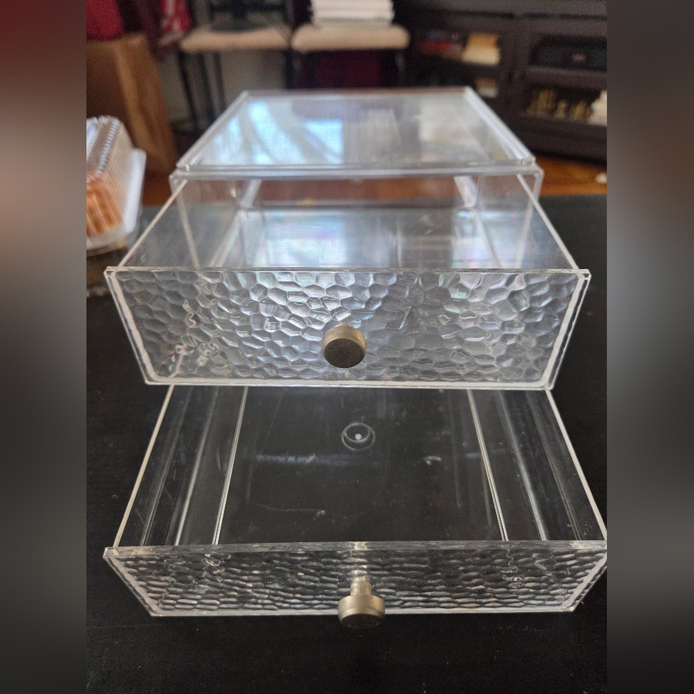 Mini Empty Storage Container - Picture 2 of 2